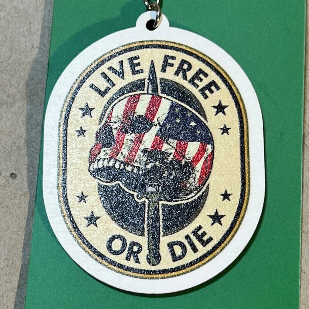 Strategic Retail Partners Live Free or Die Keychain Skull US Flag Dagger NEW